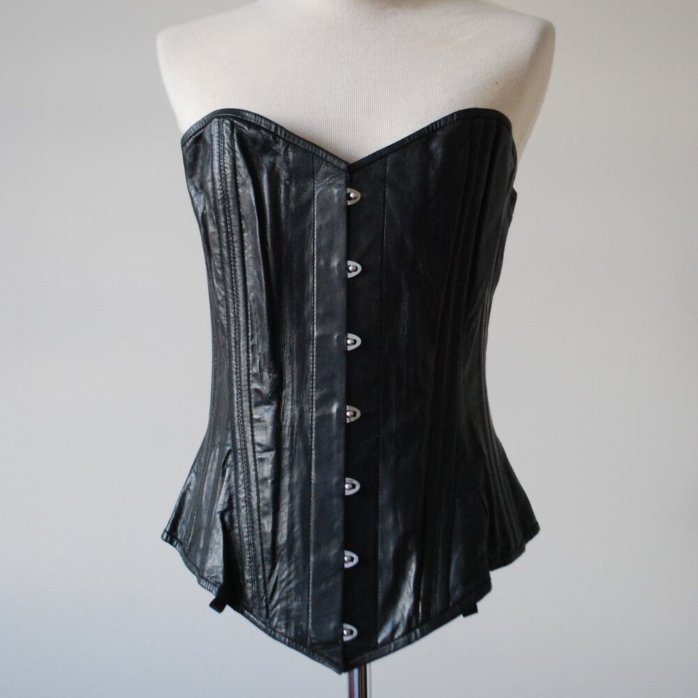 Allure Leather Sweetheart Corset
